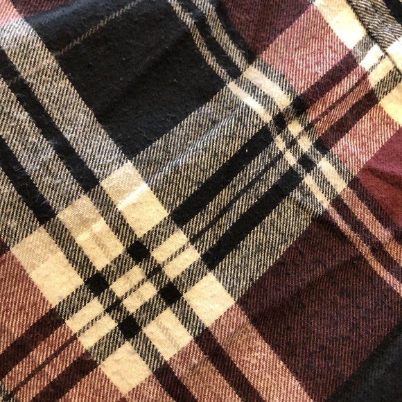 Kiara maroon and black flannel - Picture 5 of 5